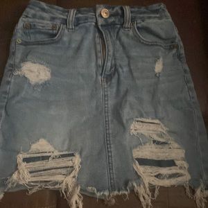 A 00 American eagle skirt